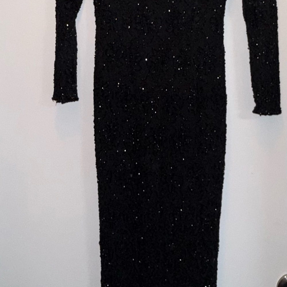 Carmen Marc Valvo Black Sequin Long Sleeve Dress